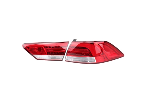 汽車(che)尾燈(deng)